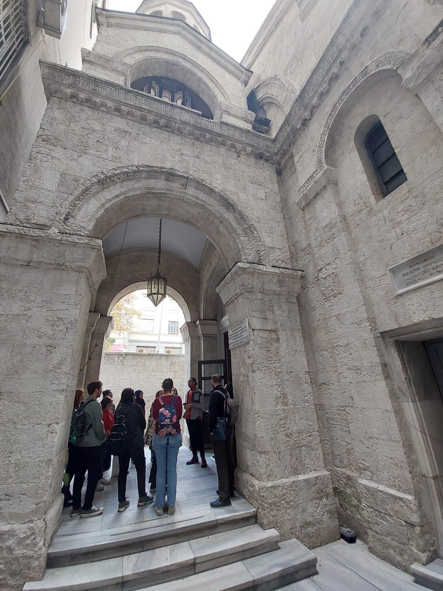 Surp Krikor Lusavoriç Ermeni Kilisesi